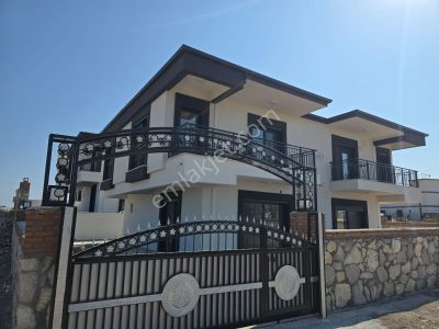 Konut-Villa