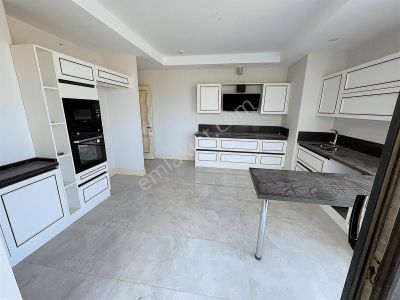 230 M2 (4,5+1) Lüks Site Dairesi Pz.