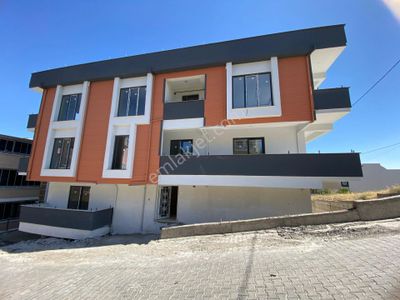 Era Sözden 1.sakarya Mah Sıfır Ebeveyn Banyolu 2+1 Satılık Daire