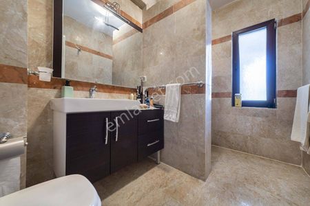 Kaş Kalkan'da Merkeze Yakın Deniz Manzaralı Villa