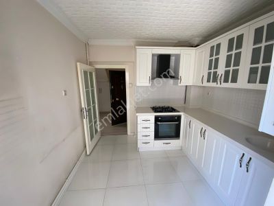 Kredi İmkanlı!! Sincan Mareşal'de 3+1 Full Yapılı Katta Ferah Geniş Dubleks Satılık Daire