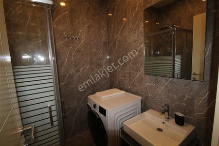 Şişli Taksim Palas’ta Metroya Yakın Eşyalı Kiralık Daire