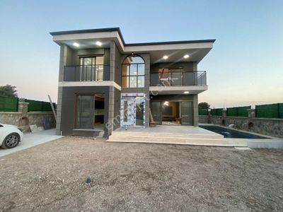 Konut-Villa