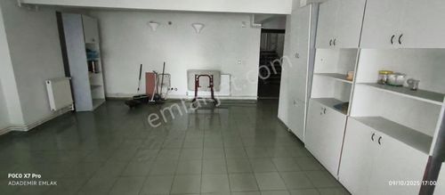 İşyeri-İşhanı Katı