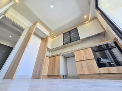 Cennetayağında Ebeveyn Banyolu Ultralüx Merkezi Konumda 2+1 Daire