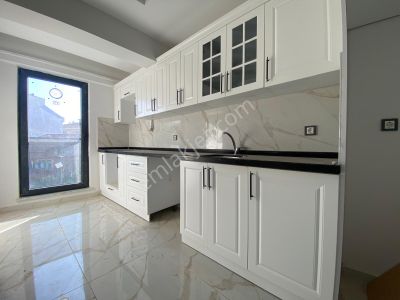 Çanakkale Merkez Barbaros Arakat Sıfır Satılık 3+1 Daire!