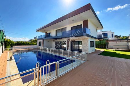Konut-Villa
