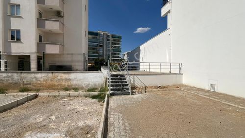 Zafer De Köşe Konumda 3+1 Manzaralı Otoparklı Sıfır Lüx Daire