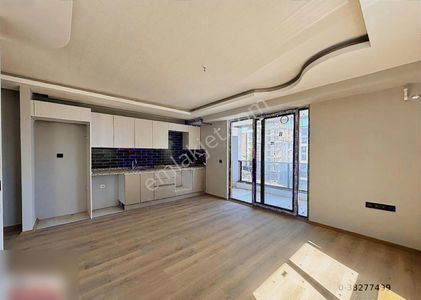 Atakum Yenimahalle'de Sahile Çok Yakın Manzaralı Satılık 2+1