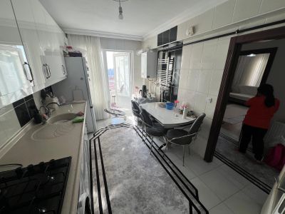 Atapark'ta Cadde Yakını Asansörlü Full Yapılı 3+1 Daire!