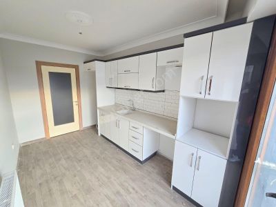 ▇▅hekimzade'de Ebeveyn Banyolu Arakat Geniş 3+1 Daire