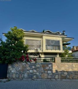 Stop’tan Foça *kapalı Mutfak Geniş* 2+1 Çatı Dubleks Daire