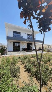 Konut-Villa