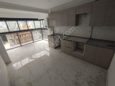 Aydınlıkevler'de Sıfır Binada 2+1 Kiralık Daire-taner Emlak