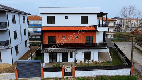 Konut-Villa