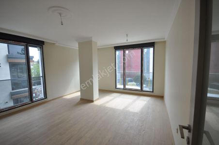 İşyeri-Apartman Dairesi