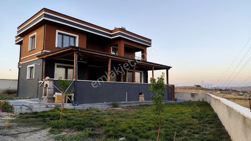 Konut-Villa