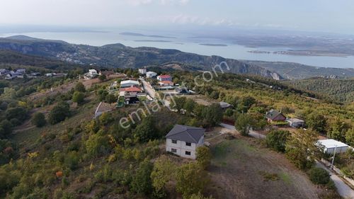 Web Gayrimenkul'den Bursa Nilüfer Unçukuru'nda 2000,93m² Bağ