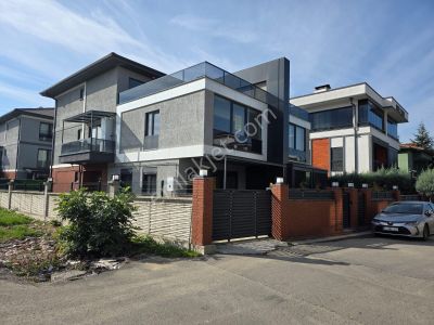 Konut-Villa
