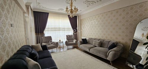 Metyap Konuttan Mavikentin Merkezinde Daire