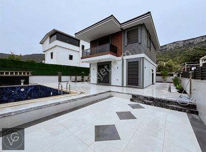 Konut-Villa