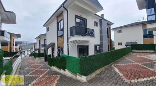 Konut-Villa