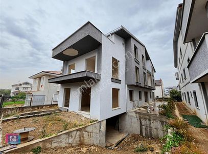 Konut-Villa