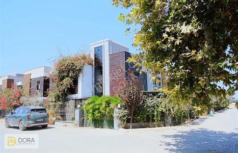 Konut-Villa