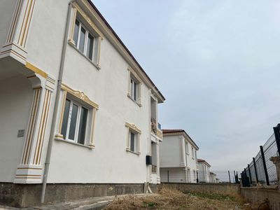 Konut-Villa