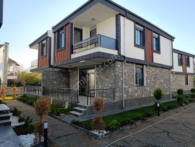 Konut-Villa