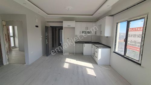 Ekşioğlu' Ndan Tekirdağ Süleymanpaşa Ortacami Mah Açık Mutfak Satılık 2+1 Daire