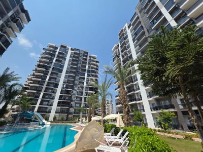 Tece De Havuzlu,iskanlı,ara Kat Cok Cazip Fiyata 1+1 Kaçmaz!!!!!