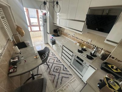 Atapark Mahallesi'nde Cadde Üzerinde 3+1 Fırsat Dairesi!