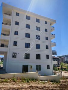 Körfez Mah.de-sıfır-geniş-iskanlı Satılık 1+1 Daire