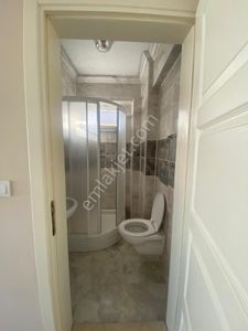 11- Şeker Gayrimenkul 3+1-150m² İlçe Merkezde Kiralık Daire