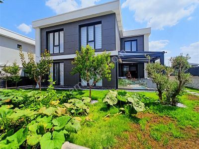 Konut-Villa