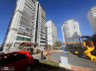 Miramar'dan Karaca Kentte Satılık 3+1 Lüks Yapılı Daire