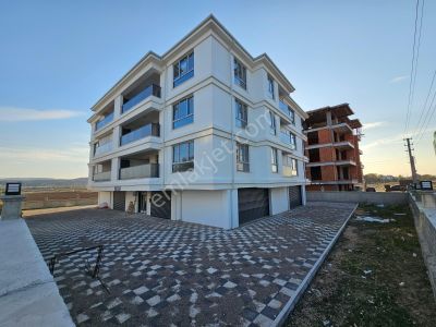 *genç Grup*ayrık Nizam Özel Garajlı Ebeveyn Banyolu 3+1 Lüxdaire