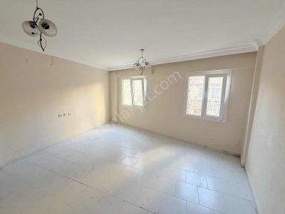 Üçyol Altıntaş Mah. Metro Yakını 2+1 90 M2 Bahçeli Daire