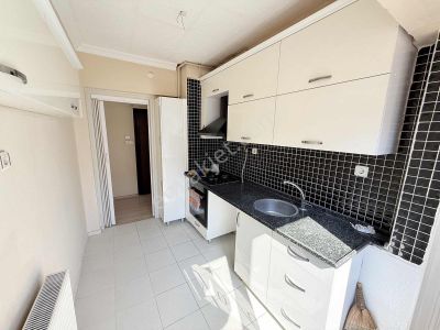 Üçyol Metro Yakını 3+1 120 M2 Bakımlı Köşe Fırsat Daire