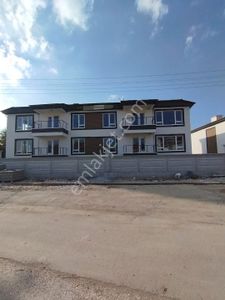 Afyon Yenice Mahallesinde Satılık 3+1 Daire