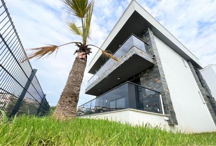 Konut-Villa