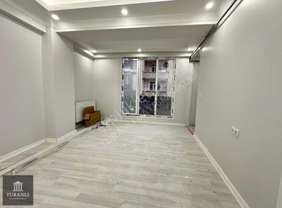 Turanlı'dan İnönü'de Sıfır Binada Ön Cephe Caddeye Sıfır 2+1