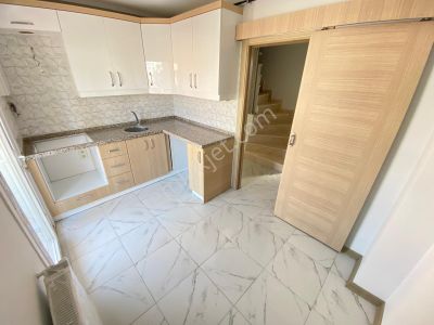 Focustan Metro'ya 5 Dk,sıfır,deniz Manzaralı,geniş M2'de,dubleks