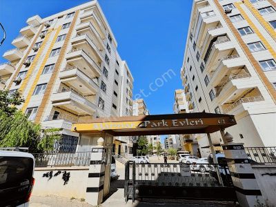 Demir Emlak'tan Satılık 3+1 Park Cepheli Daire Karşıyaka'da