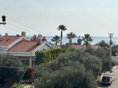 Yiğit'ten Altınoluk Narlı'da 5+1 Denize 150 Metre Tripleks Villa