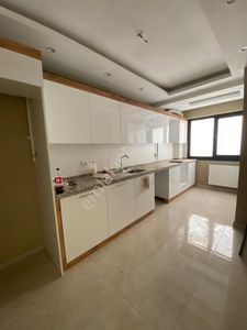 🏡yeni Mahalle Mahallesi 🏡 ✅2+1 M2 90 5 Katlınım 2 Katı ❇️kombi Petekli