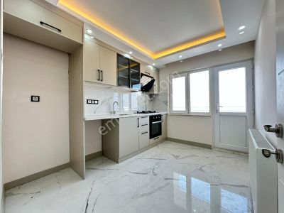 Manisa Şehzadelerde Asansörlü 3+1 Lüx Masrafsız Arakat Daire