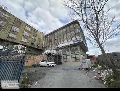 İşyeri-İşhanı Katı