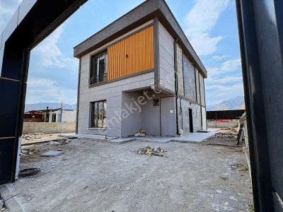Konut-Villa